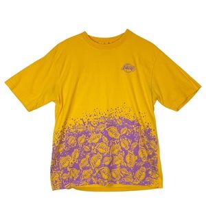 Los Angeles Lakers yellow and purple graphic tee shirt T-shirt